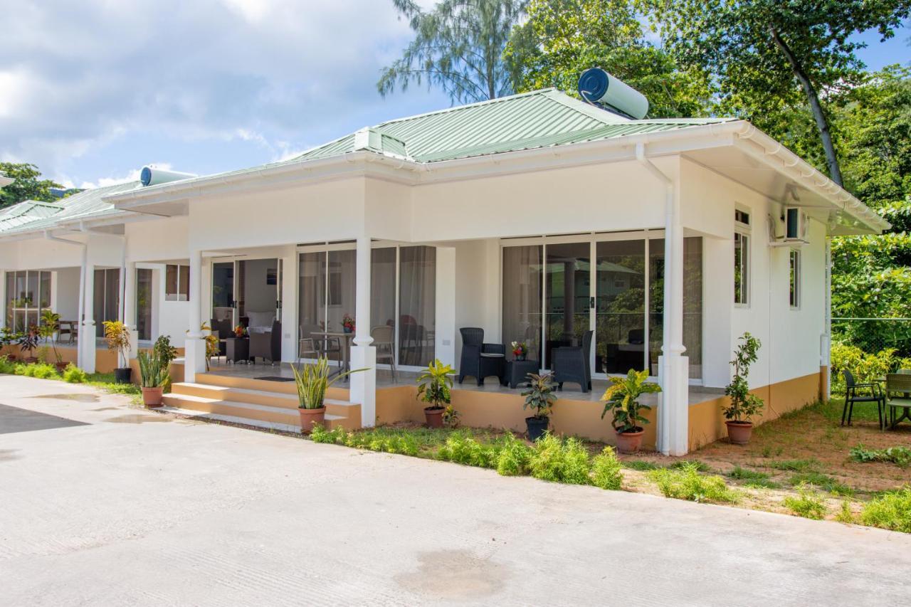 Macmillan'S Holiday Villas Grand Anse  Exterior foto
